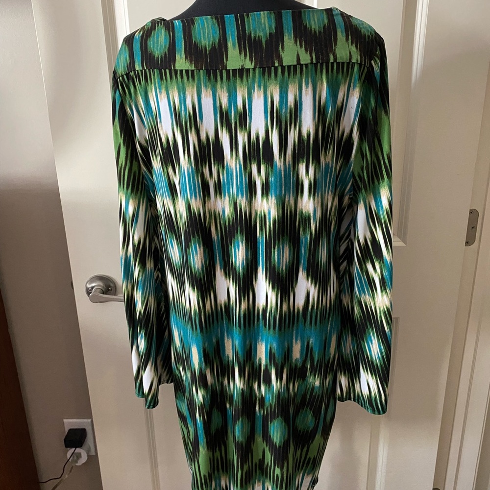 Large Alfani Multi-colored dress or top with tights. - Picture 2 of 3
